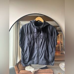 LULULEMON | short sleeve nylon jacket | size 6